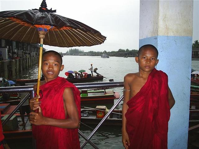 Ranong monks